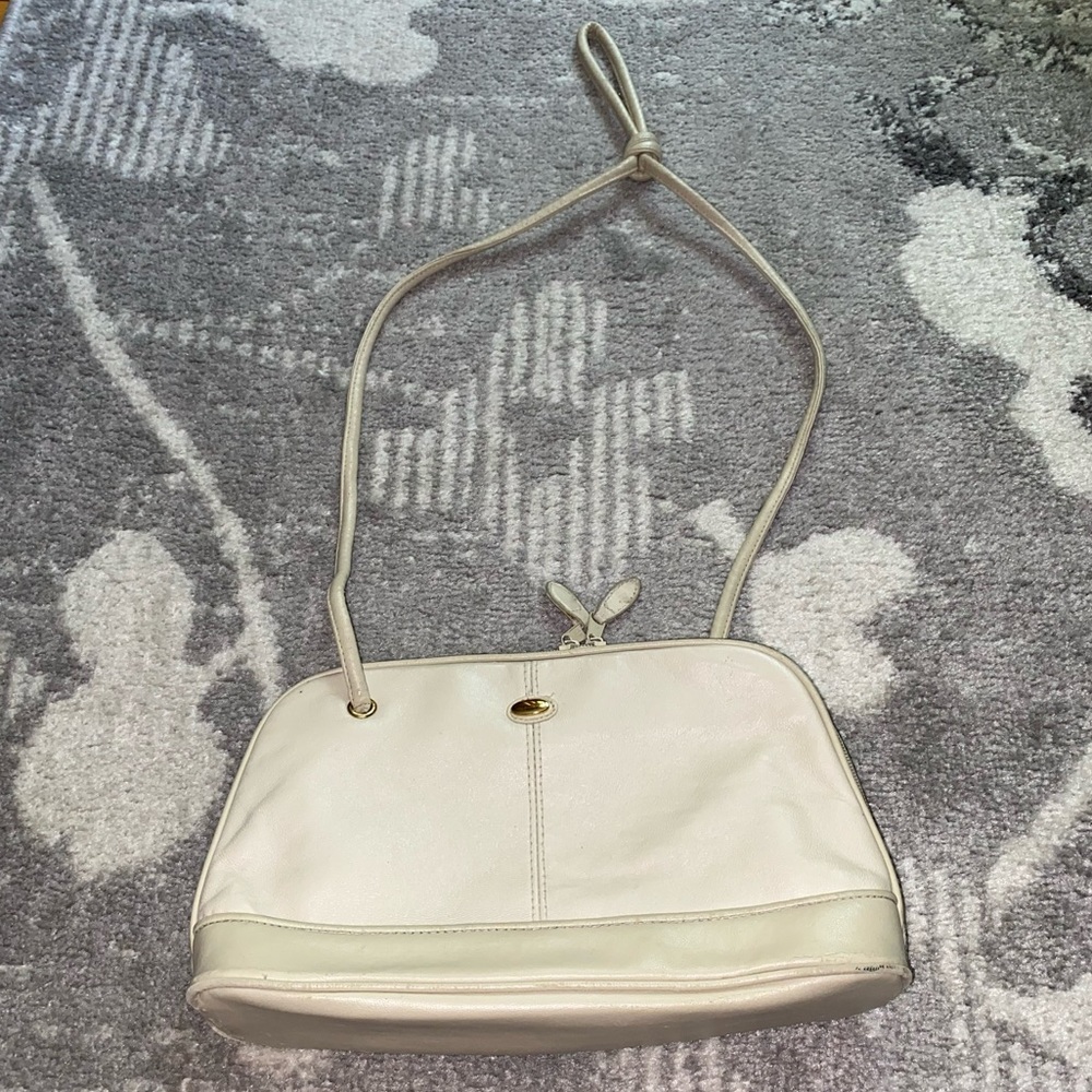 Vintage CB Collection Genuine Leather Cream Shoulder Bag